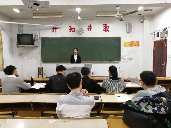 外國語學院2018年MC Club主持人培訓班面試圓滿落幕，助力學子點燃舞臺夢想